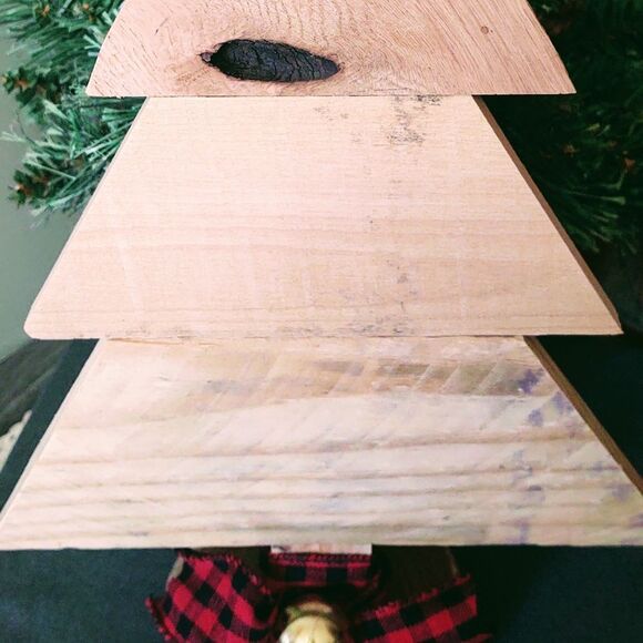 Hand Crafted Repurposed Wood Rustic Wooden Christmas Tree, Farmhouse Decor 16" - Picture 3 of 8